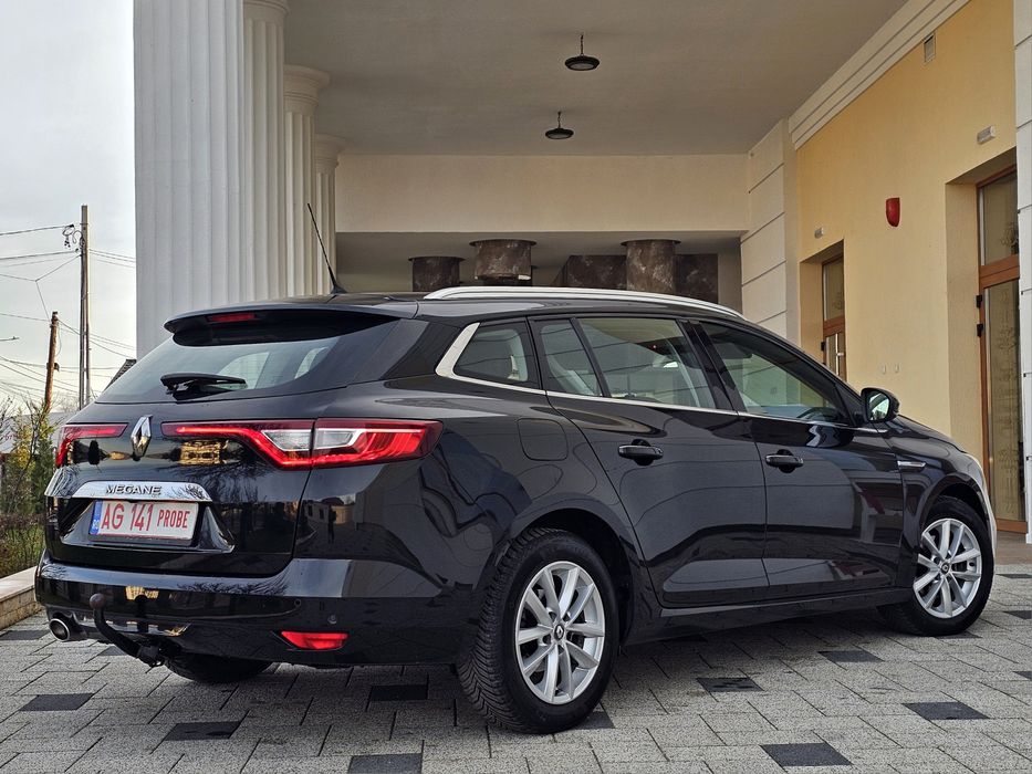 RENAULT MEGANE IV 1.5dci Camera/Key-less/LaneAssist/SideAssist