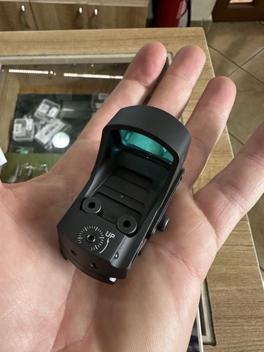 Punct rosu Delta Stryker 4 Moa ( holo sight / red dot )