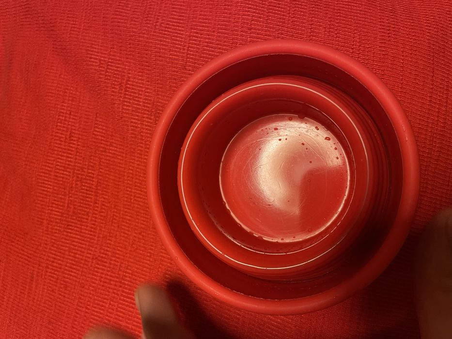 Резиновый стакан