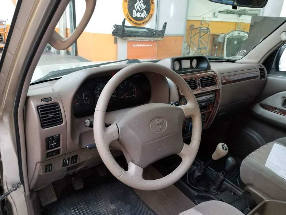 TOYOTA Land Cruiser 2002 — imagine 2