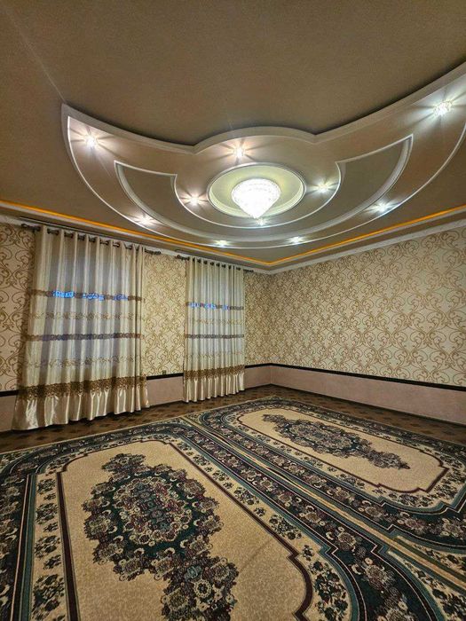 Сергели.Махалля Юкори Дархан.6сотихда 12хонали зор уй сотаман .