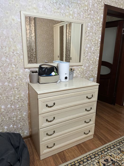 Продается мебель в спальню