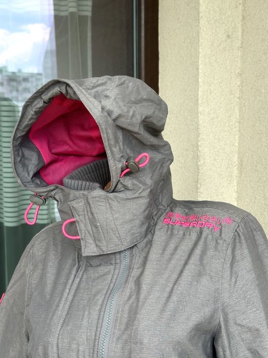 Дамско яке / ветровка SuperDry (Windcheater) - размер L, Отлично състояние