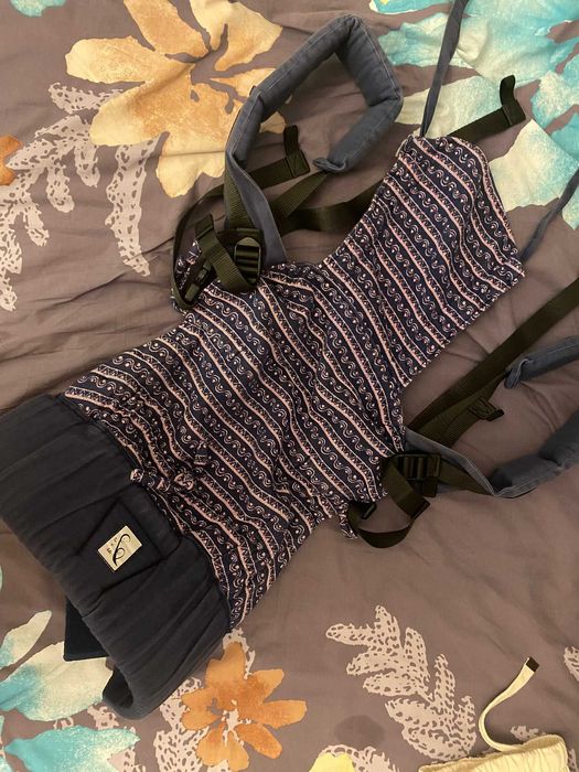 Sistem de purtare ergonomic SSC Radira Tiny Magic - Tu si Bebe