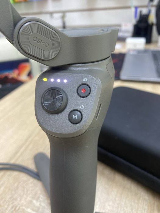 Стабилизатор DJI OSMO mobile 3 (A4)