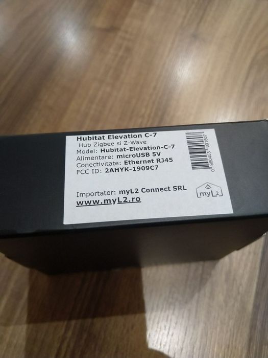 Hubitat Elevation C-7 Hub Zigbee Z-Wave - smart home