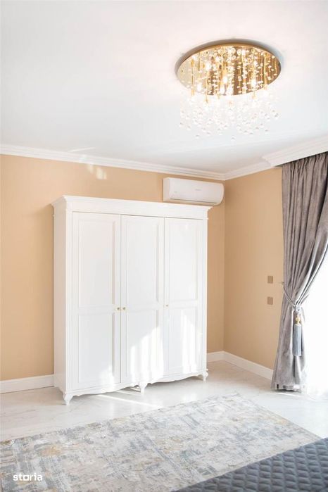 Casa 5 camere, 5 bai, Borhanci + Garaj, Piscina si curte 700 mp