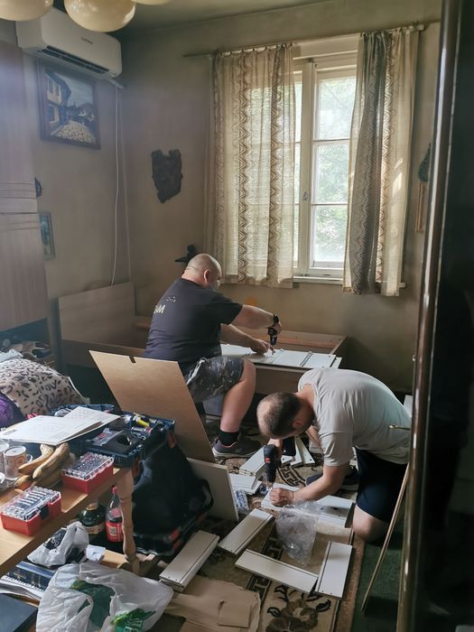 ХАМАЛИ СТУДЕНТИ. Безплатен Оглед.