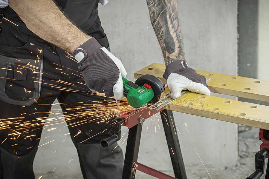 Акумулаторен безчетков ъглошлайф SH115E 12V 75-76 mm Status