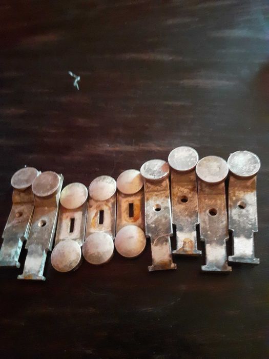 argint contacte argint