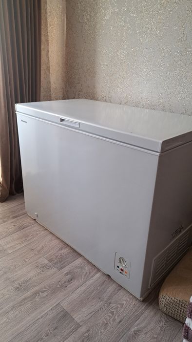 Продам морозильную камеру