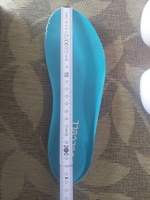 Маратонки HOKA, Nеw Balance и Diadora