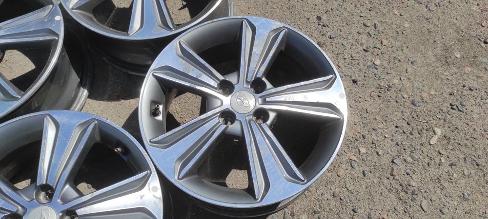 Комплект оригинальных дисков R16._4*100.  Accent. Rio. ИТ.д