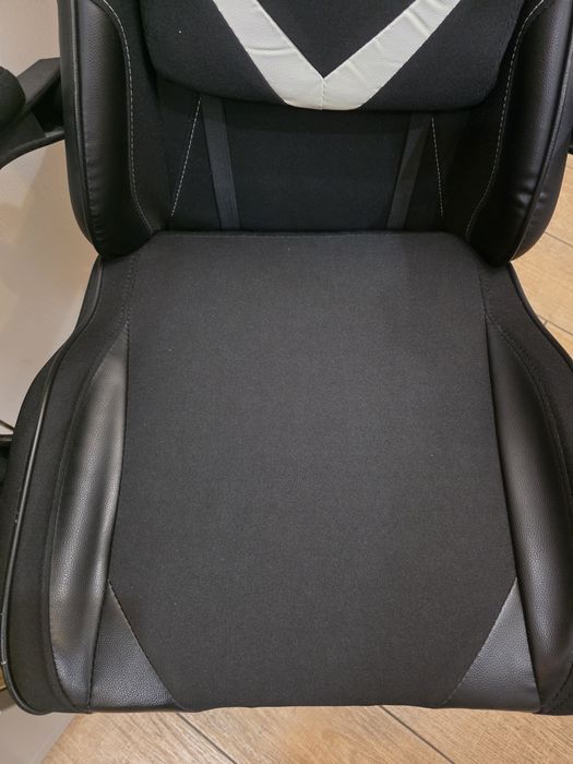 Геймърски стол Fury