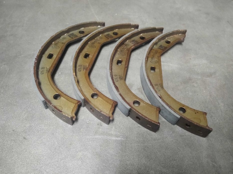 Накладки челюсти ръчна спирачка БМВ Е46 Е39 Е90 и др.
