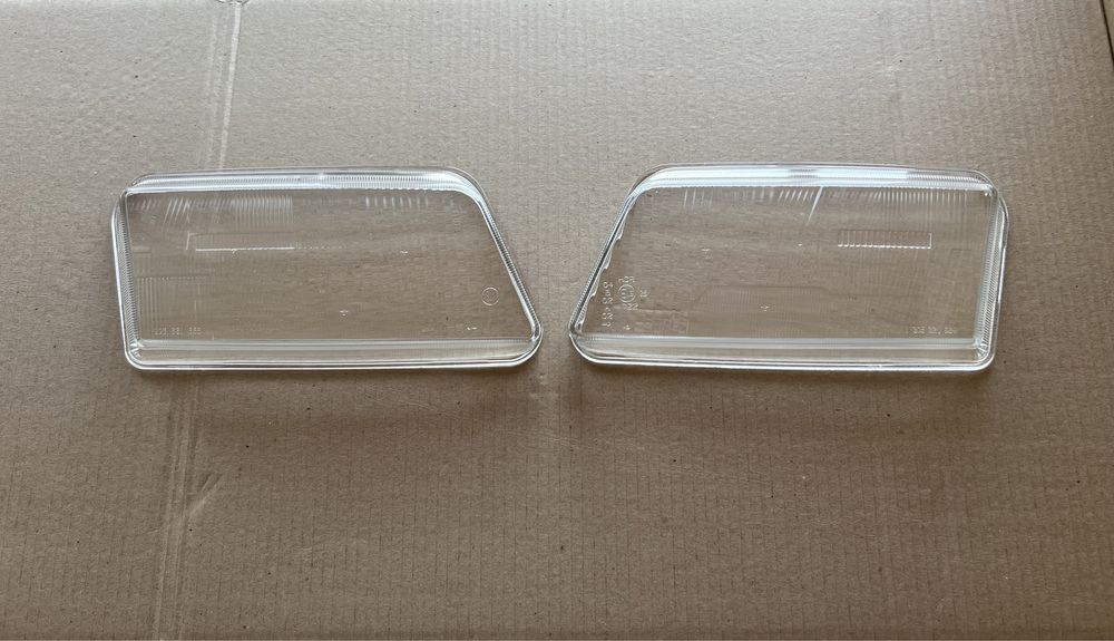 Стекла фар Audi A4 с 1994 по 1998