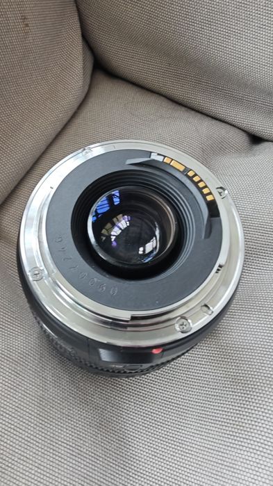 Canon 28-105 ultrasonic 1:3.5-4.5
