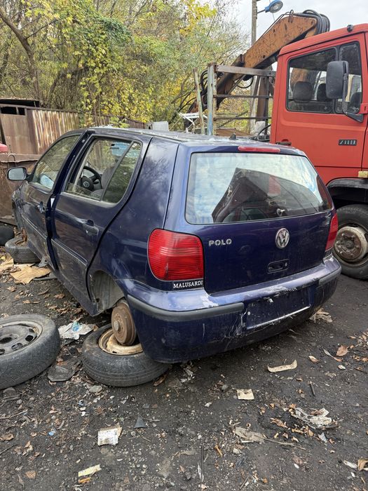 Фолксваген Поло 1.4тди  75кс  и Поло 1.4i бензин на части