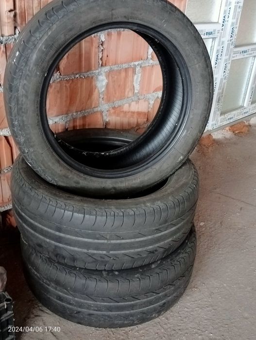 Anvelope de vara și un set de iarna  pe 225 50 17 bucata 100 de lei și