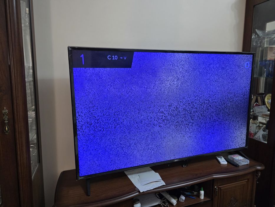 Продаётся телевизор LG смарт