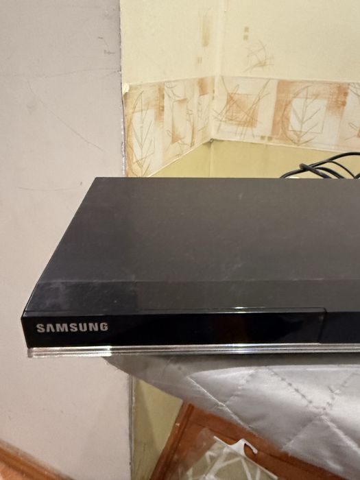 Продам два dvd плеера sony и Самсунг