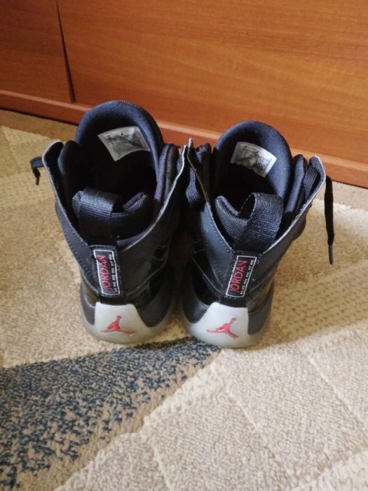 Jumpman two trey black/university red-black