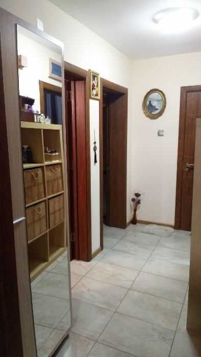 Дава се под наем Тристаен апартамент в Бургас, Лазур - 91 кв.м за 320 € - Снимка #1