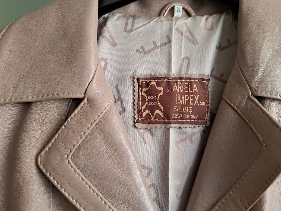 Haina scurta din piele naturala