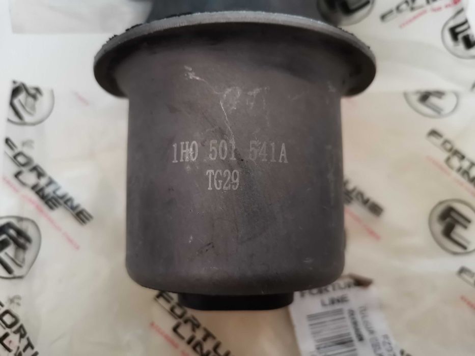 Tампони стабилизираща щанга - Seat / Volkswagen 1H0501541A