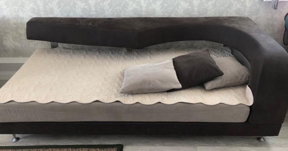 Продам диваны для гостиной срочно