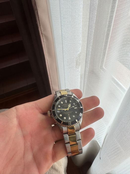 Vând    ceas    Rolex