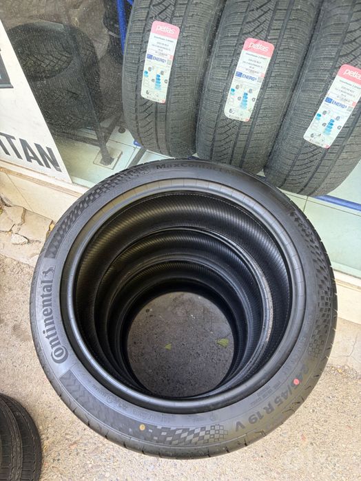 Continental 245/45R19