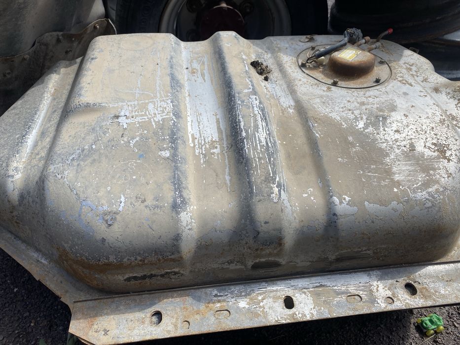 Продам запчасти патрол 61