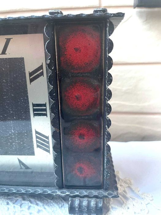 Красив часовник от ковано желязо