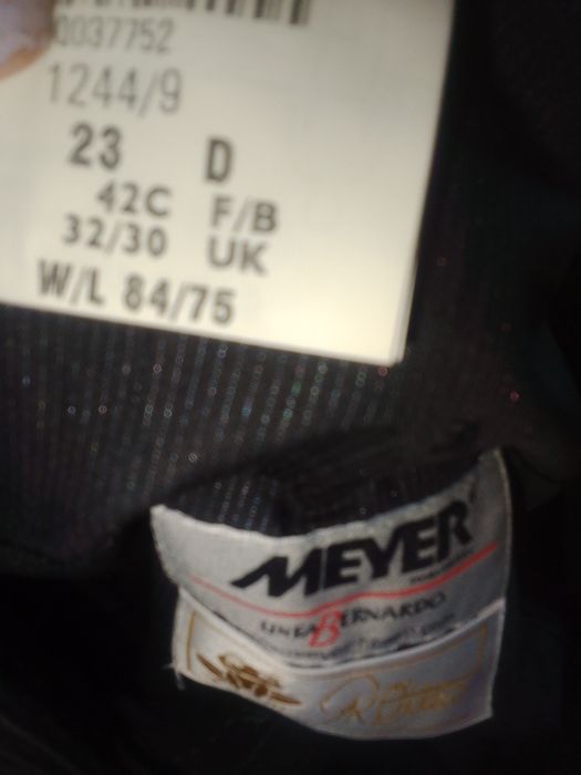 Pantaloni noi de bărbati Meyer