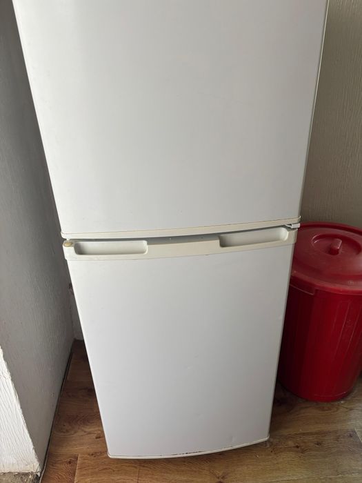 Холодильник бирюса 30000тг