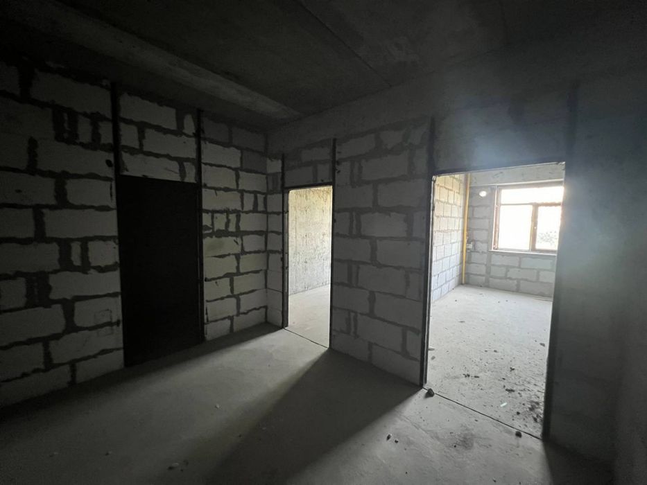 Срочно продаю квартиру в Новостройке 1/7/9