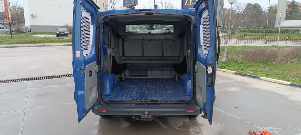 Рено Трафик 2000 ДСИ 2012година