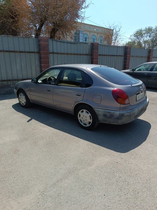 Продается Toyota Corolla 1.3L