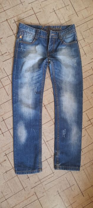 Продаю джинсы на мальчика