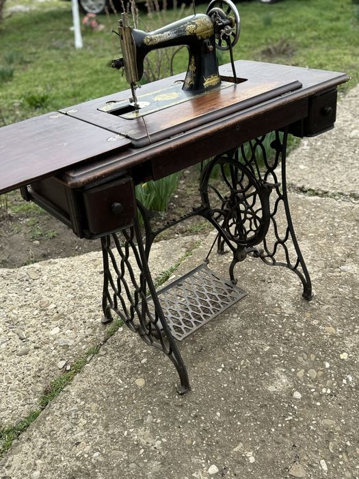 Masina de cusut Singer Originala