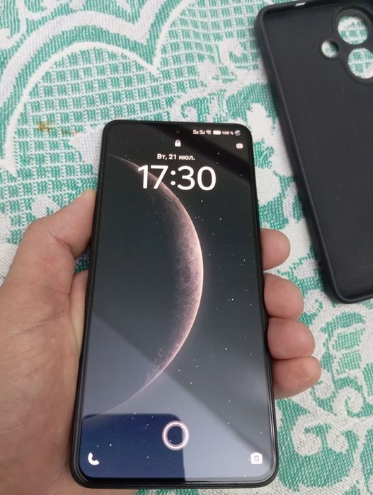 Продам Vivo v 60 lite