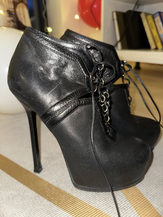 Ботинки Yves Saint Laurent