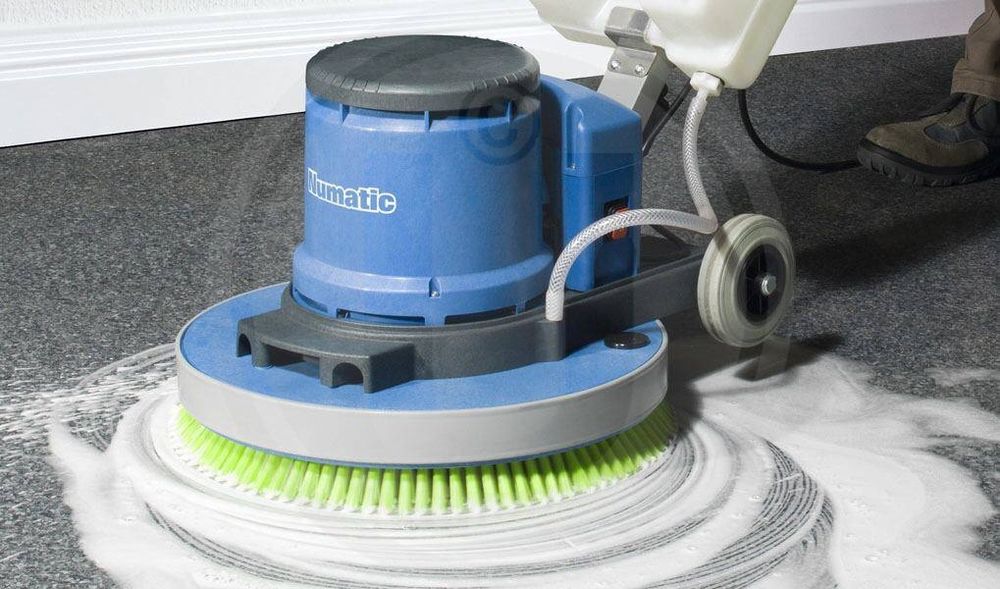 Divan tozalash. Брусчатка тозалаш. Bruschatka yuvish xizmati.