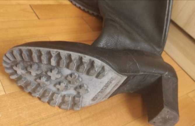 Предлагам кожени дамски ботуши 40 номер