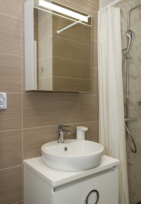 Дава се под наем Двустаен апартамент в к.к. Св.Св. Константин и Елена - 60 кв.м за 650 € - Снимка #17