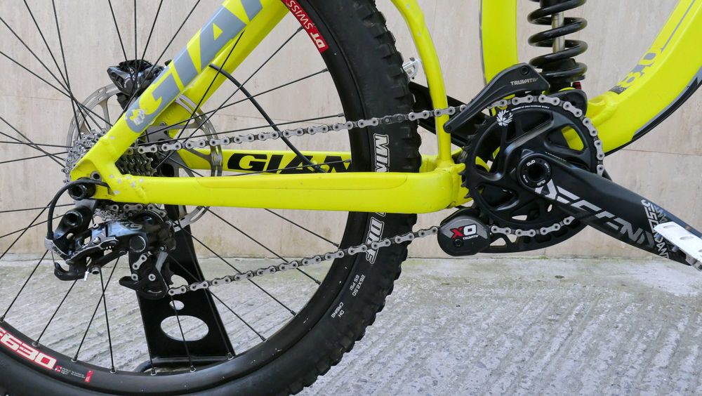 Giant Glory 2 DownHill, Boxxer RC, DT Swiss 350, FR630, XT
