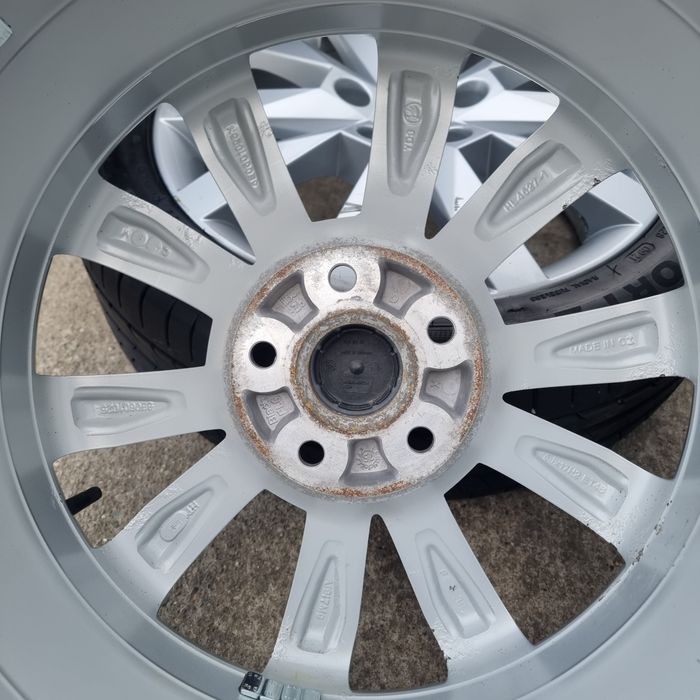 Jante/Roți "17 Originale Skoda Octavia 5x112