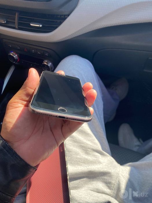 Iphone 8 + yaxshi holatda