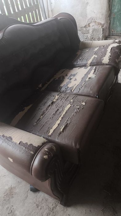 Диван сатылады а